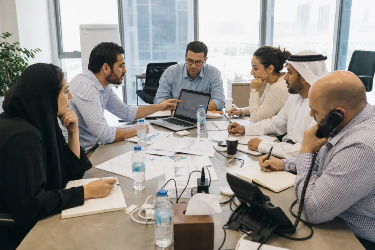 Choosing the Right B2B Market Research Methodology Abu Dhabi: Smarter, Faster, Evidence-led Decisions